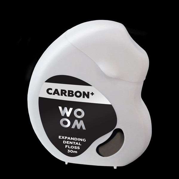 WOOM CARBON+, besiplečiantis tarpdančių siūlas su aktyvuota anglimi, 30 m paveikslėlis