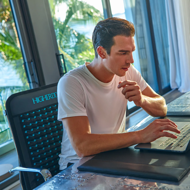 HigherDOSE® nešiojamas magnetinio lauko ir infraraudonųjų spindulių kilimas HigherDOSE® nešiojamas magnetinio lauko ir infraraudonųjų spindulių kilimas