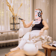 LIROMA® LED raudonos šviesos ir artimų infraraudonųjų spindulių veido, kaklo ir dekoltė kaukė