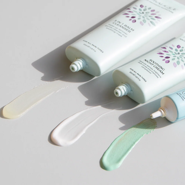 ROSALIQUE MIRACLE COLLECTION rinkinys dėžutėje - dieninis, naktinis kremai ir balzaminis valiklis