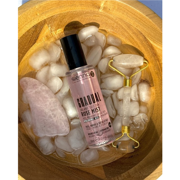 SIENNA X savaiminio įdegio rožių vandens dulksna GRADUAL, 100 ml