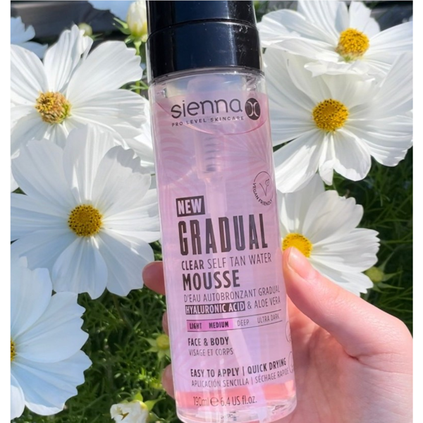 SIENNA X skaidrios savaiminio įdegio putos GRADUAL TAN, 190 ml