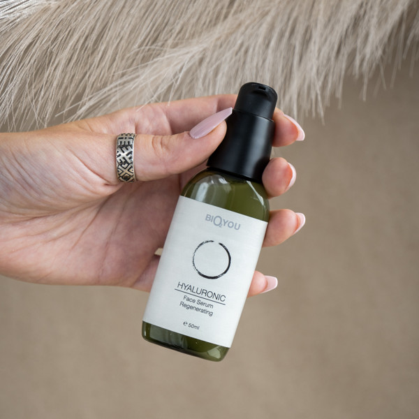 Bio2You natūralus atkuriamasis veido serumas su hialurono rūgštimi, 50 ml Bio2You natūralus atkuriamasis veido serumas su hialurono rūgštimi, 50 ml