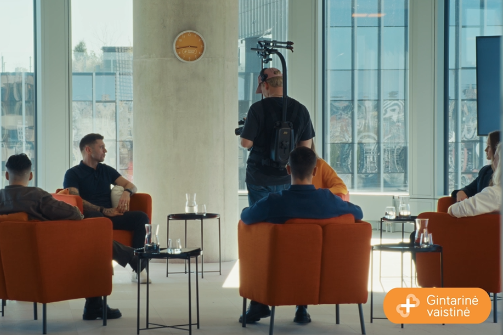 Nematomas palydovas – nerimas: socialinė iniciatyva kviečia kalbėtis apie tai, kas nepatogu