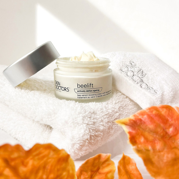 Skin Doctors, Beelift, jauninantis veido kremas su bičių nuodais ir manuka medumi, 50ml