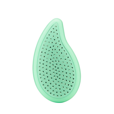 WETBRUSH GO GREEN PALM delne telpantis šepetys su arbatmedžių aliejumi, Green