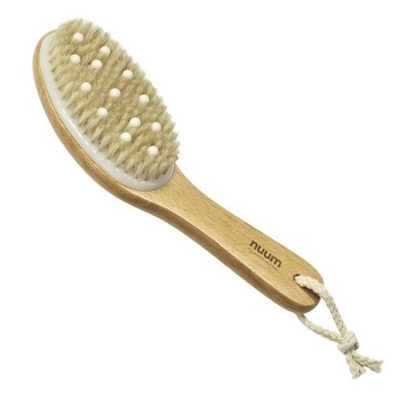 NUUM Curved handle body brush with soft massage beads masažinis kūno šveitimo šepetys