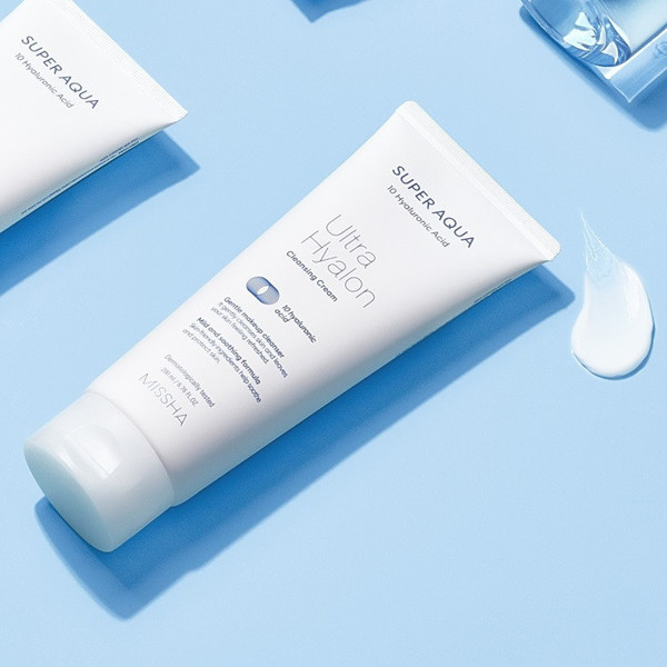 MISSHA valomasis kremas su hialuronu 200ml