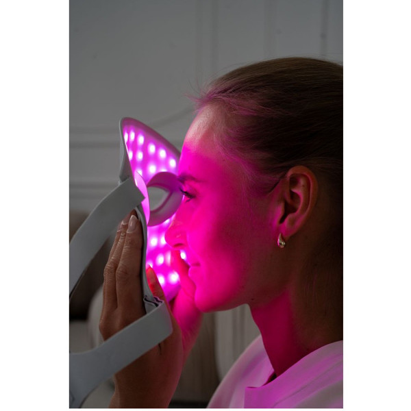 Beautifly 8 spalvų LED šviesos terapijos veido kaukė Aura Skin Pro, 1 vnt. Beautifly 8 spalvų LED šviesos terapijos veido kaukė Aura Skin Pro, 1 vnt.