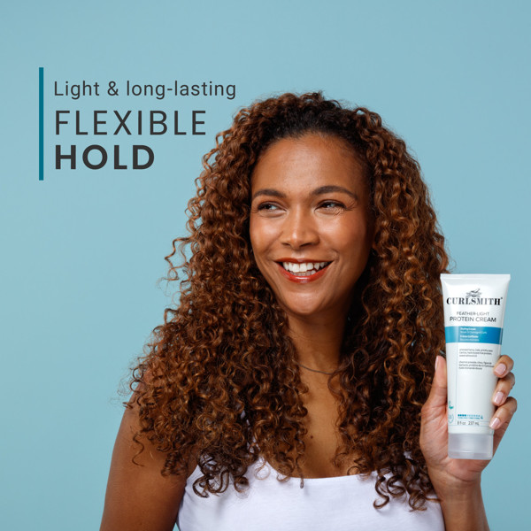 Curlsmith lengvai formuojantis kremas su proteinais Curlsmith-lengvai-formuojantis-kremas-su-proteinais