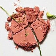 MÁDARA, Mineraliniai skaistalai „Magnetic Blush“, 1 FIERCE FLAME, 6 g MÁDARA, Mineraliniai skaistalai „Magnetic Blush“, 1 FIERCE FLAME, 6 g