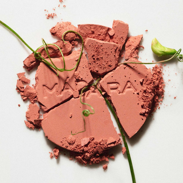 MÁDARA, Mineraliniai skaistalai „Magnetic Blush“, 1 FIERCE FLAME, 6 g MÁDARA, Mineraliniai skaistalai „Magnetic Blush“, 1 FIERCE FLAME, 6 g