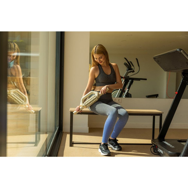 Medivon elektrinis ritininis masažuoklis kūnui Bella Fit, 1 vnt. Medivon elektrinis ritininis masažuoklis kūnui Bella Fit, 1 vnt.